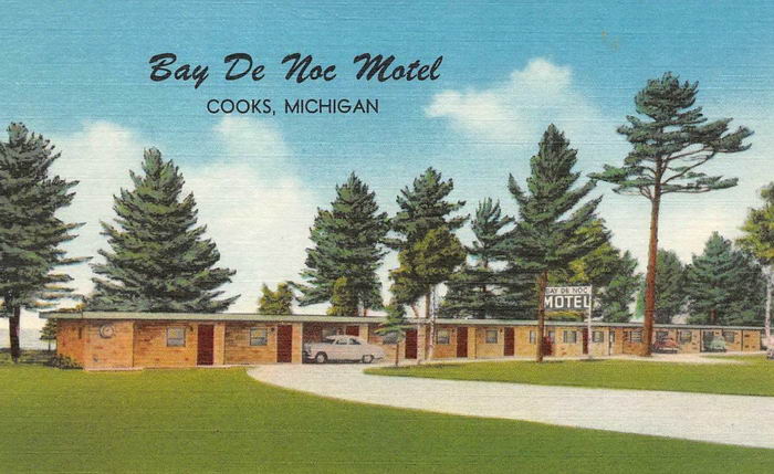 Motel Bay De Noc - Old Postcard